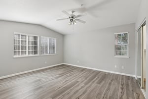 Walsingham Ct 62-S1403-019.jpg