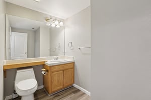 Walsingham Ct 62-S1403-036.jpg