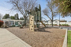 Walsingham Ct 62-1403-903.jpg