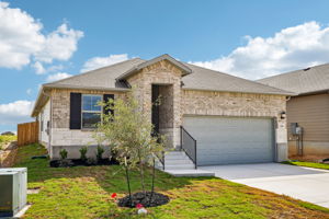 San Antonio - EAST - Legendary Trails - 216 Barton Point Schertz TX 78108-003
