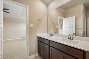 San Antonio - EAST - Legendary Trails - 216 Barton Point Schertz TX 78108-025