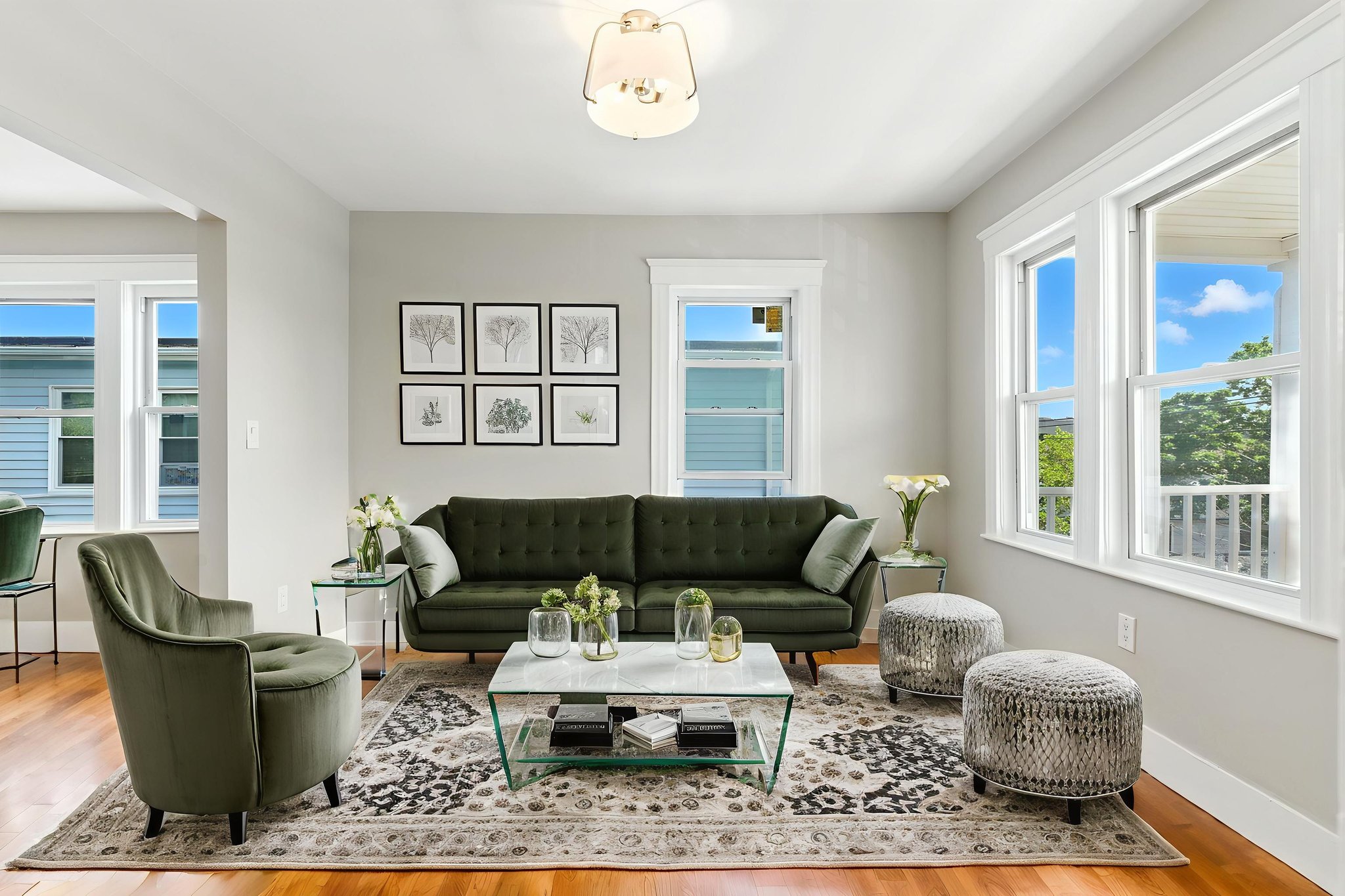 Photo_005 virtually staged.jpeg