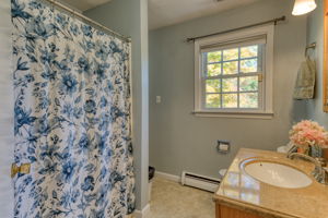  Photo 44