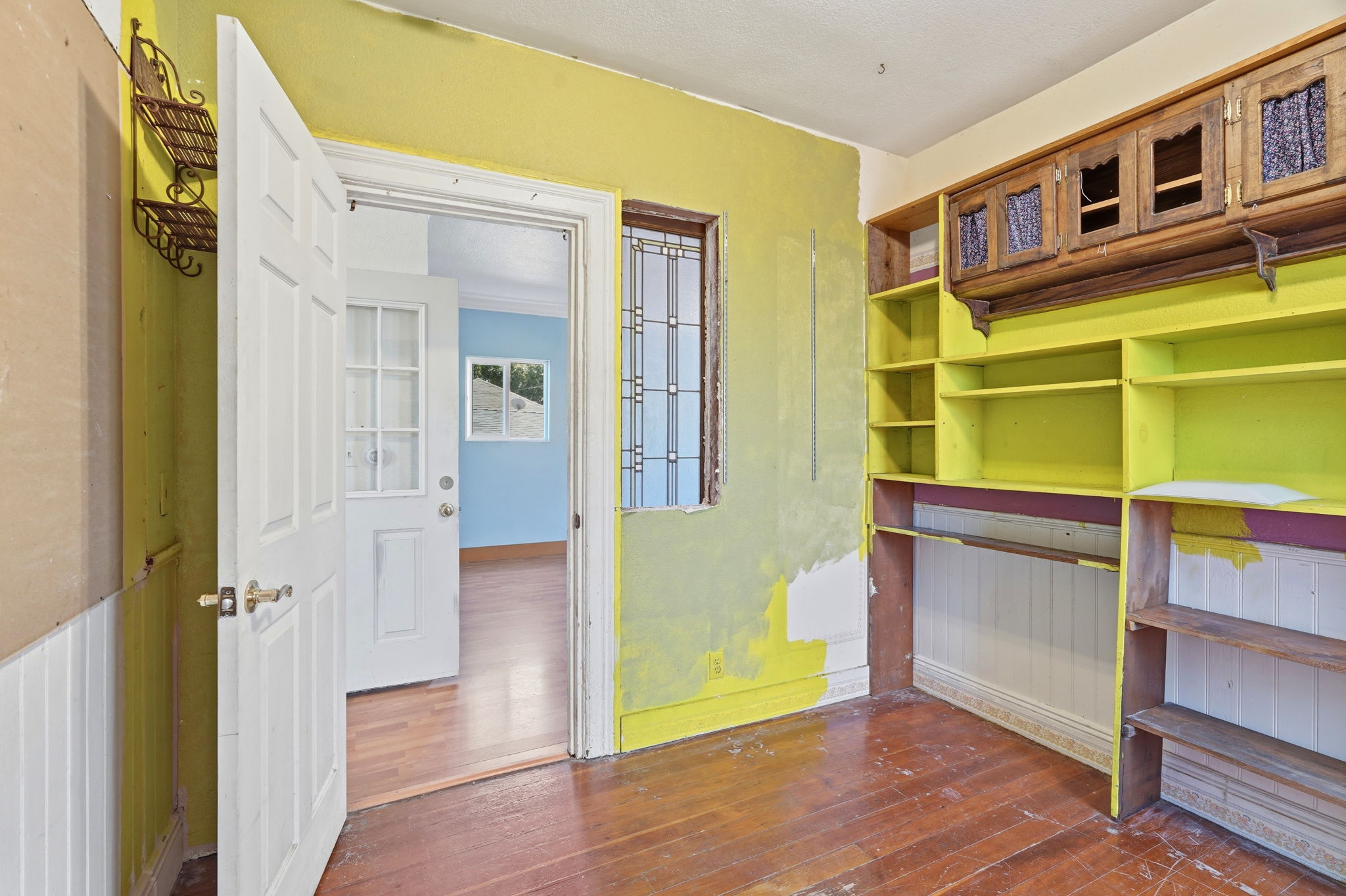 017_F8_216 N 25th St