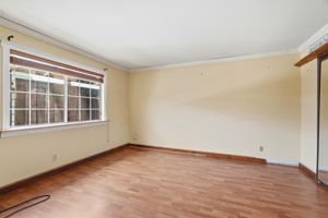 011_F8_216 N 25th St