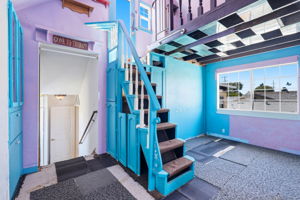 023_F8_216 N 25th St