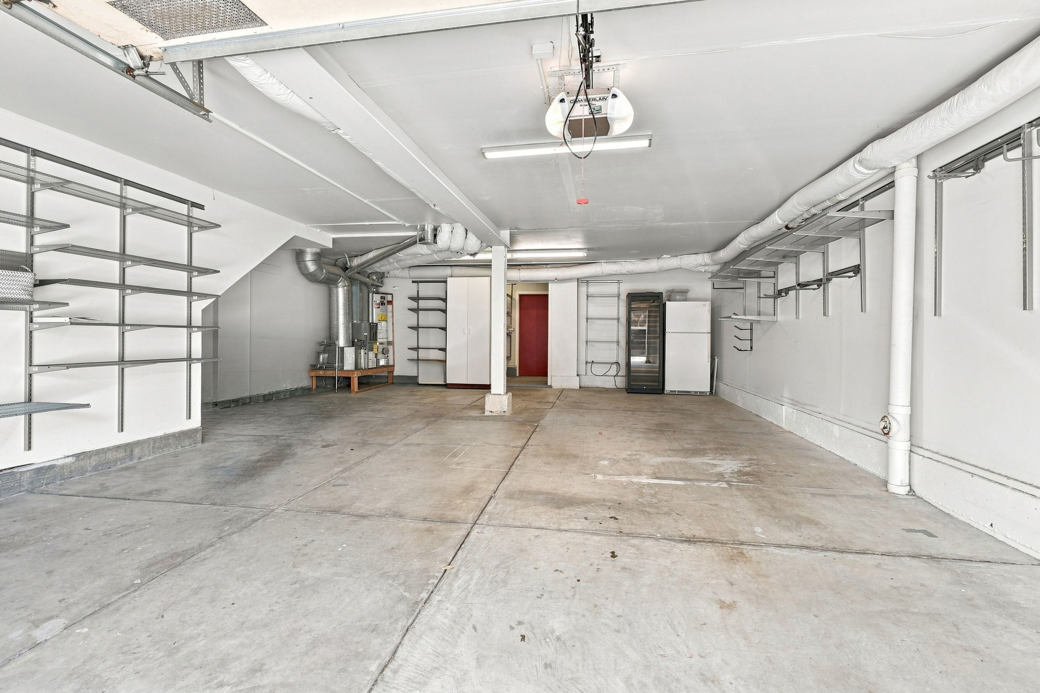 044_F8_216 Putnam St