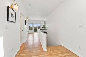 006_F8_216 Putnam St