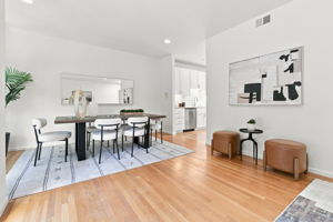 020_F8_216 Putnam St