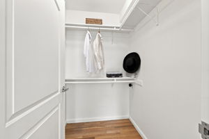 035_F8_216 Putnam St