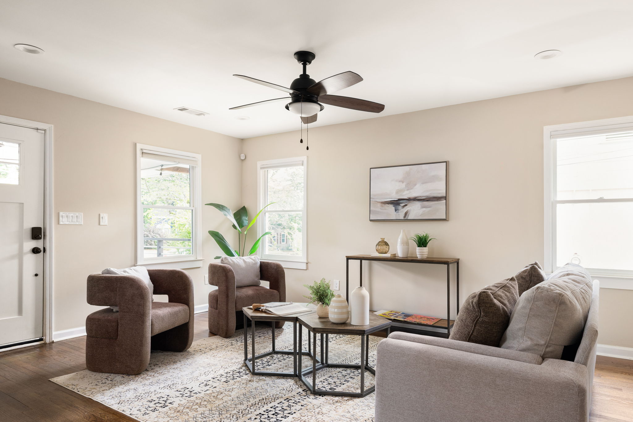 20260423_216sisson_mac002