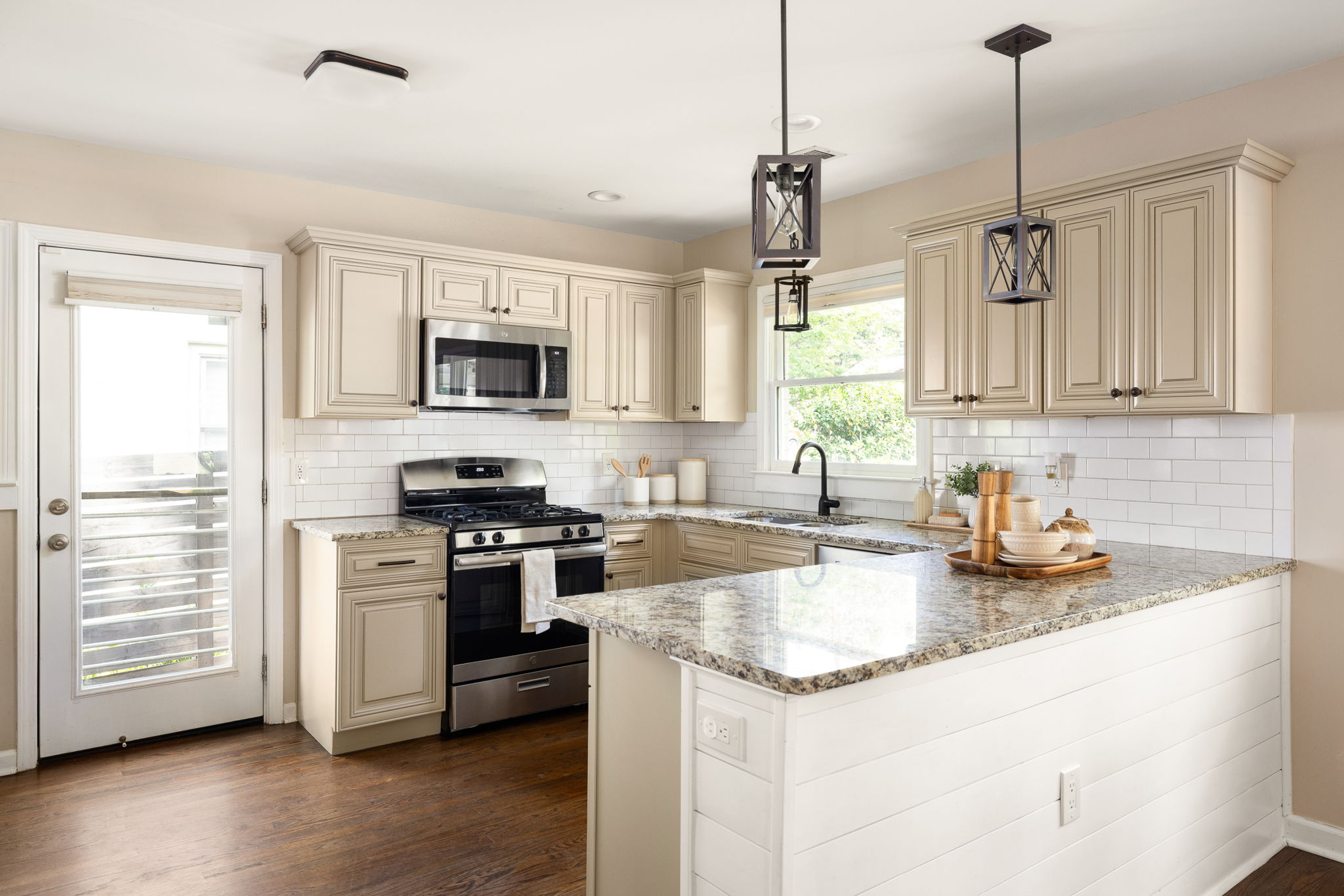 20260423_216sisson_mac006