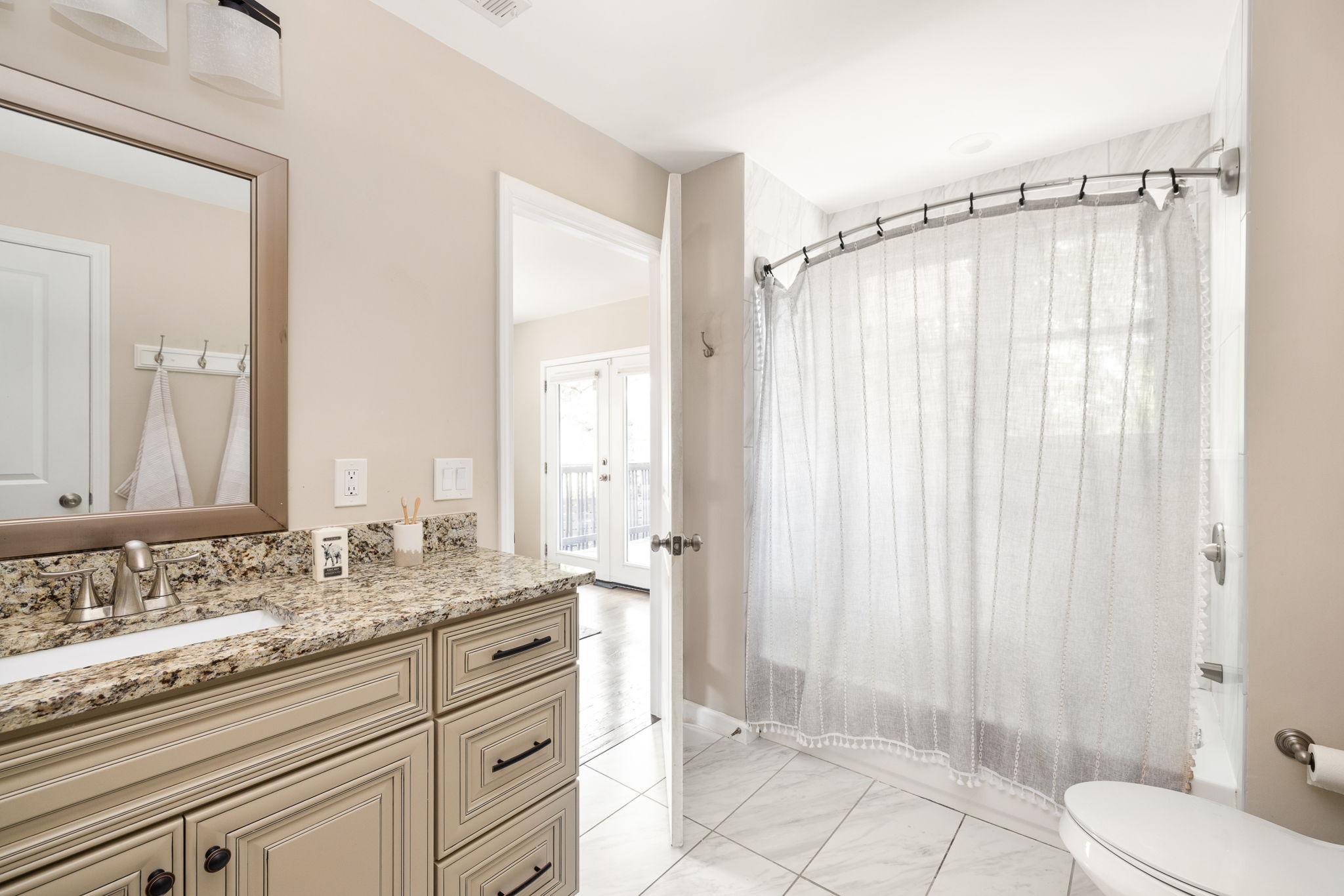 20260423_216sisson_mac019