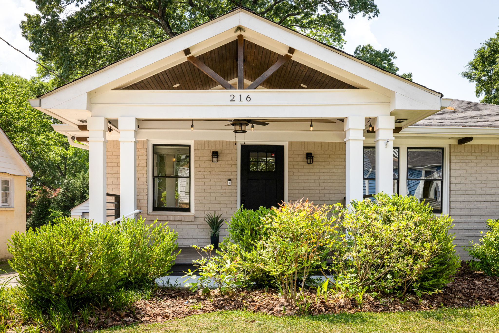 20260423_216sisson_mac033