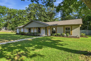 Residential real estate media in Bryant, Arkansas by Avery & Bryant