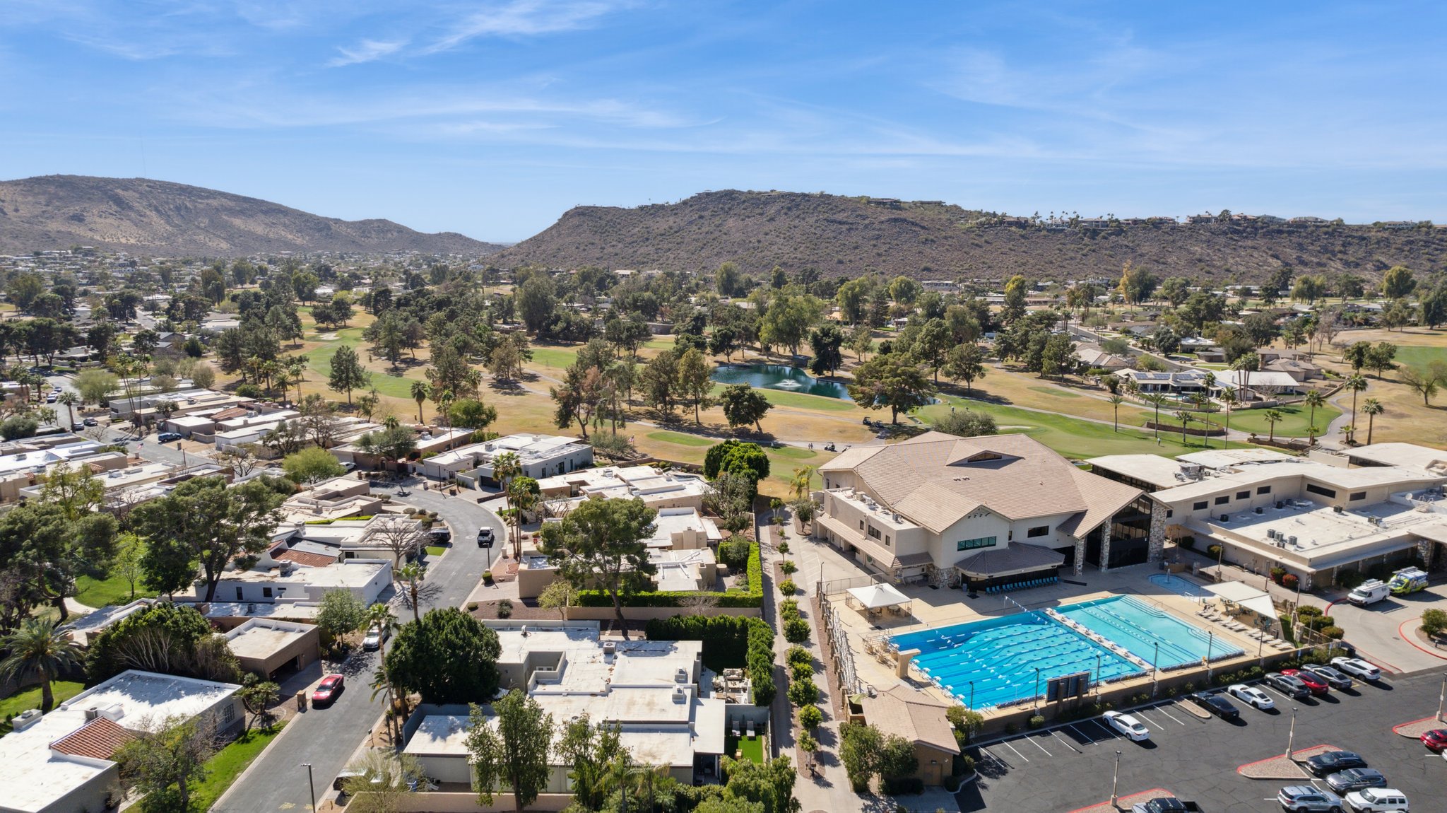 216 W Winged Foot Rd - 008.jpg