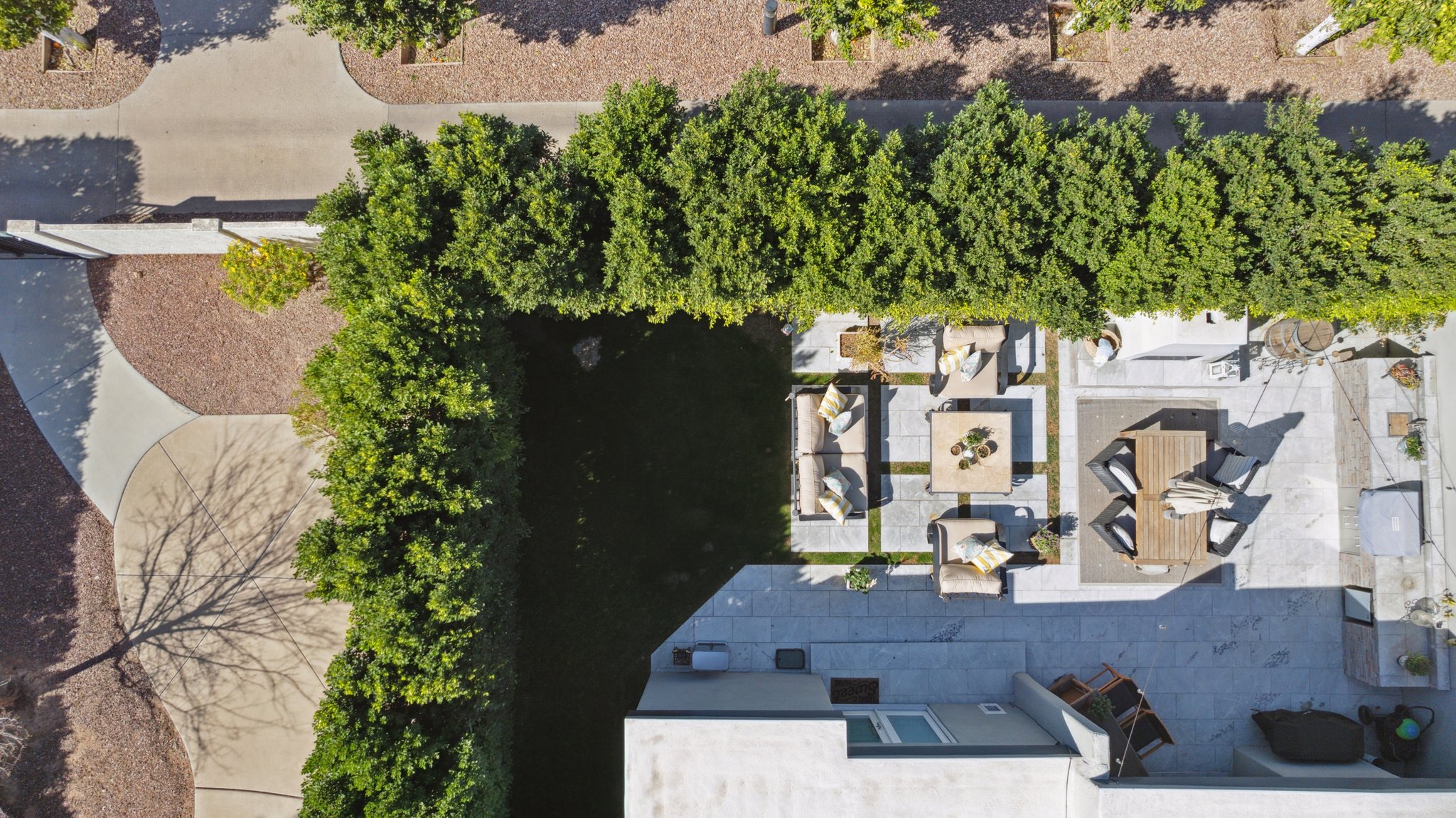 216 W Winged Foot Rd - 010.jpg