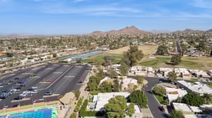216 W Winged Foot Rd - 006.jpg