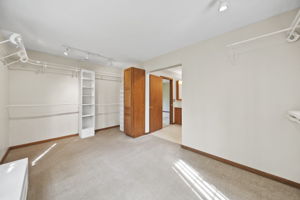  Photo 37