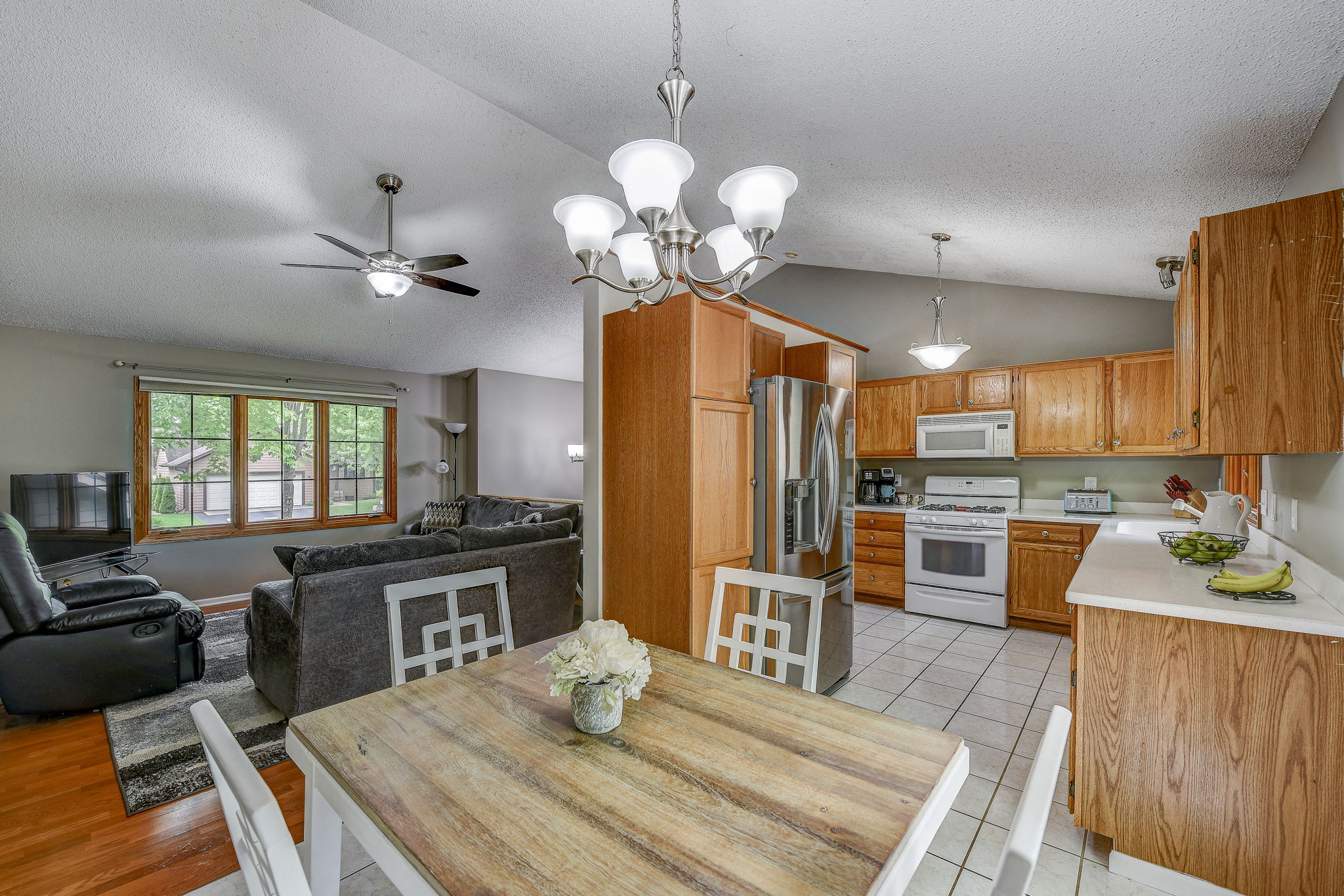 Dining Room/Kitchen