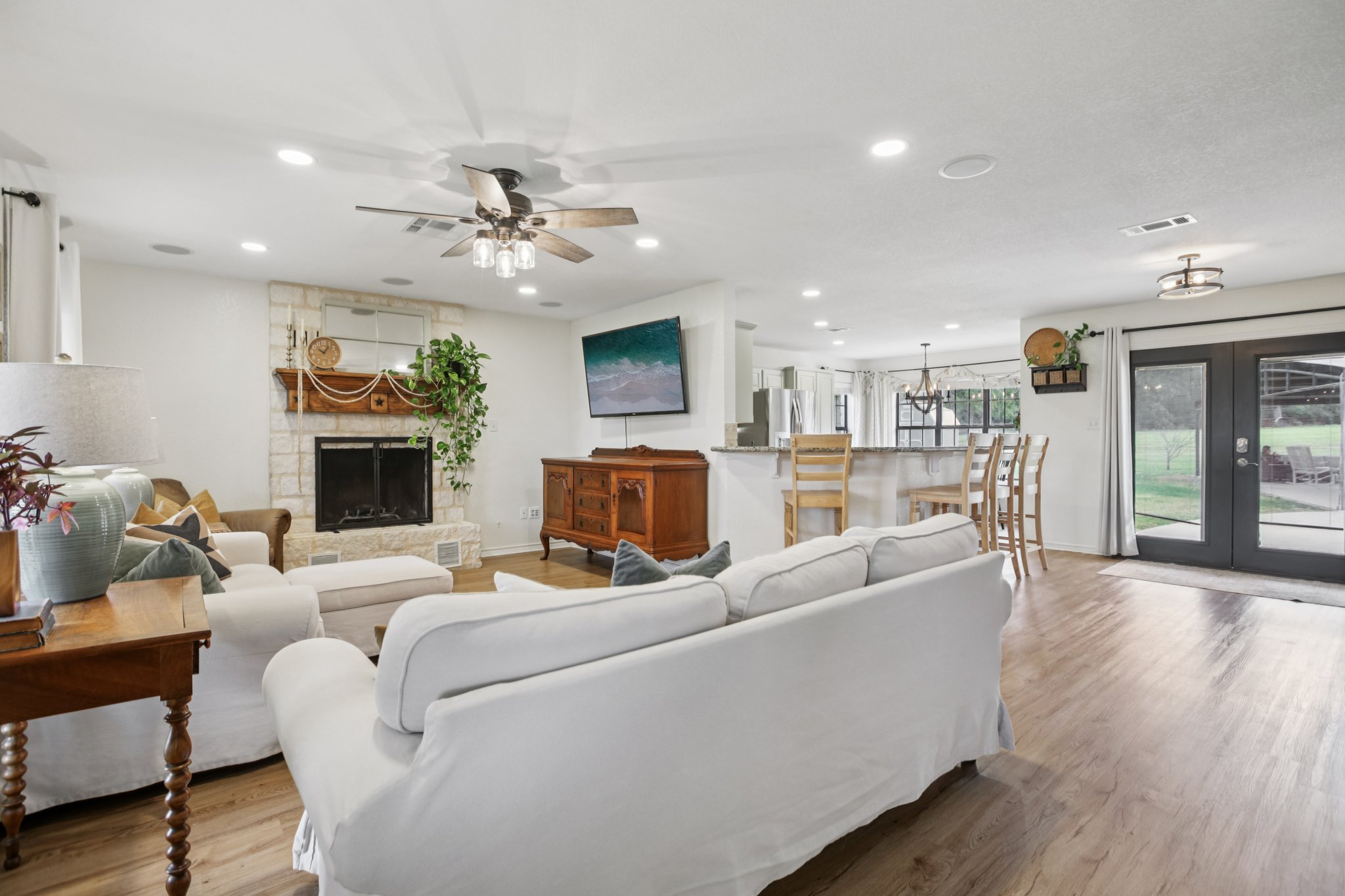 Co Rd 305-S1811-010.jpg