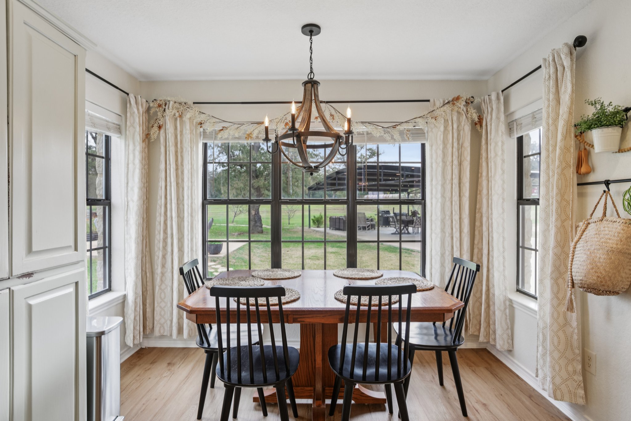 Co Rd 305-S1811-015.jpg