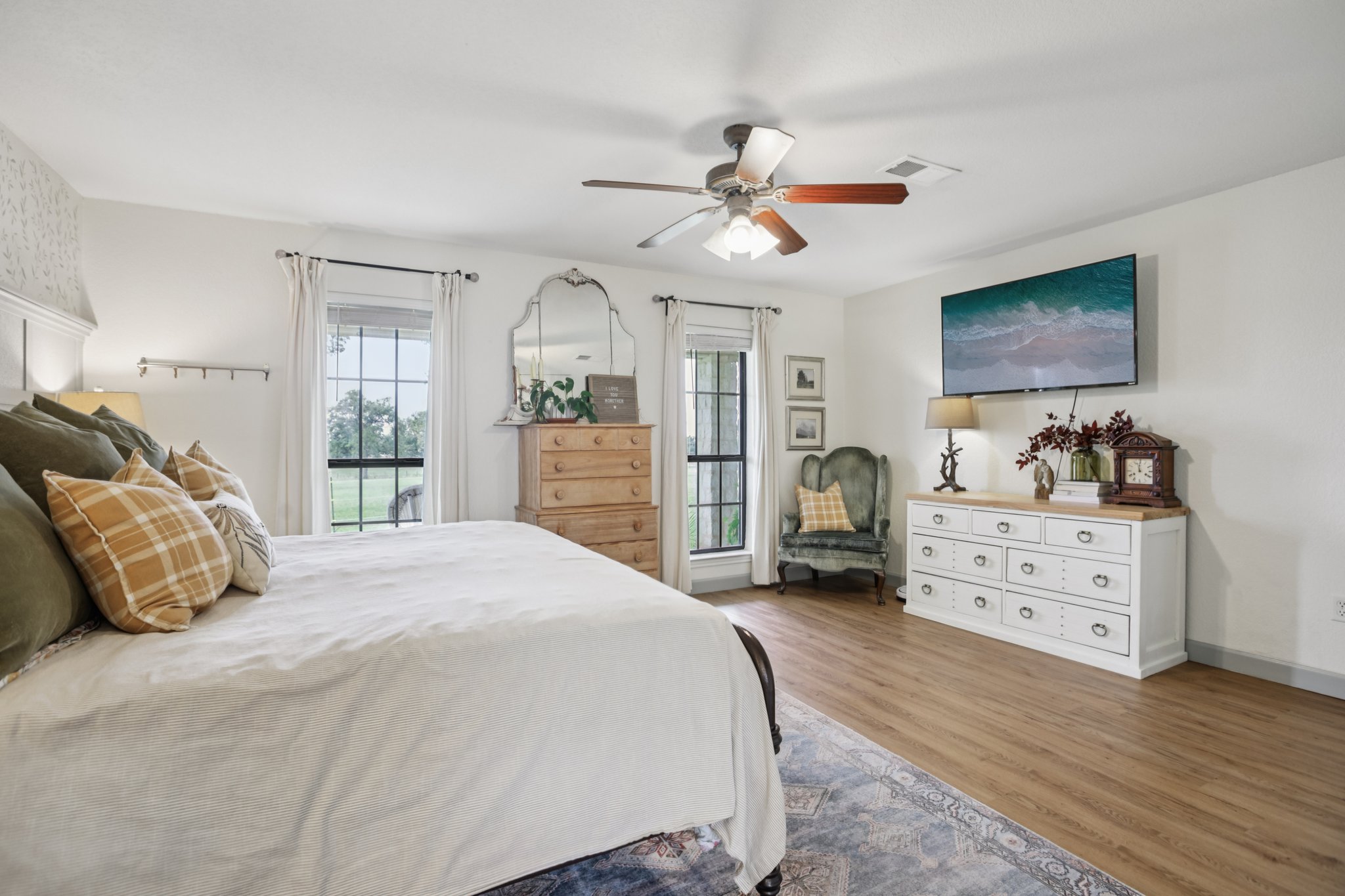 Co Rd 305-S1811-028.jpg