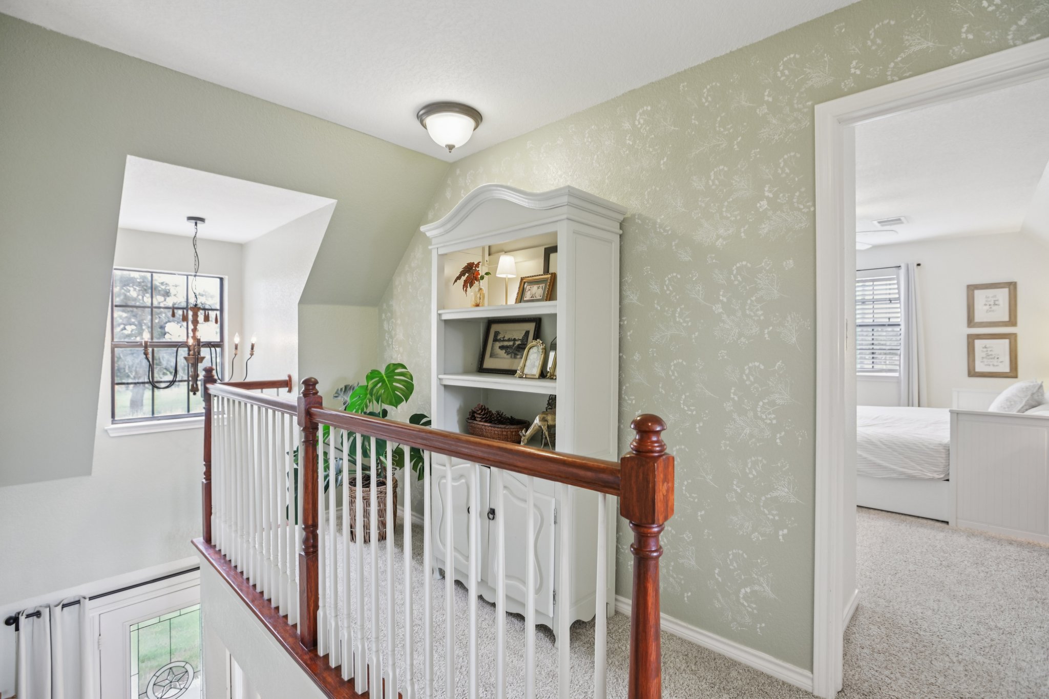 Co Rd 305-S1811-033.jpg