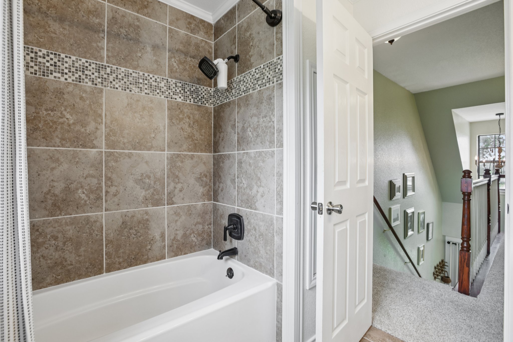 Co Rd 305-S1811-038.jpg