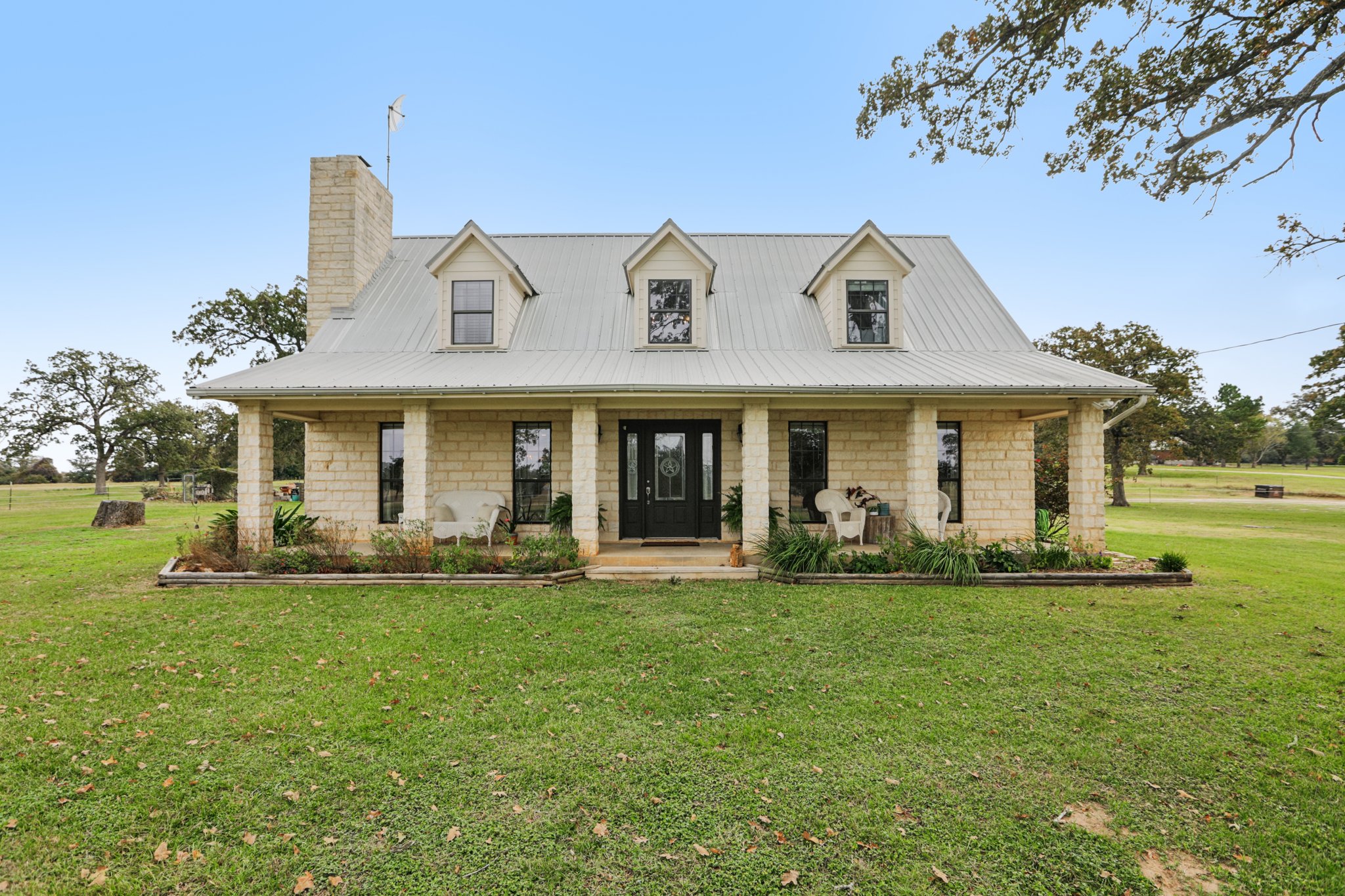 Co Rd 305-S1811-049.jpg