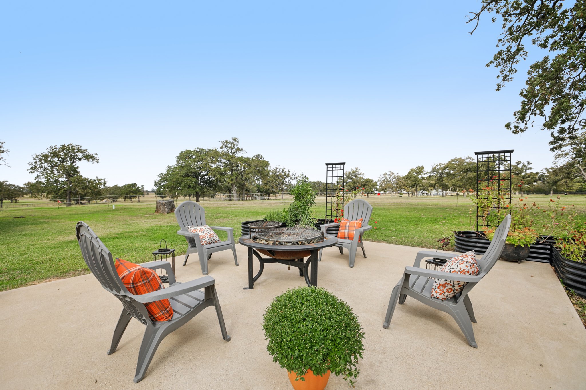 Co Rd 305-S1811-051.jpg