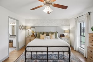 Co Rd 305-S1811-025.jpg