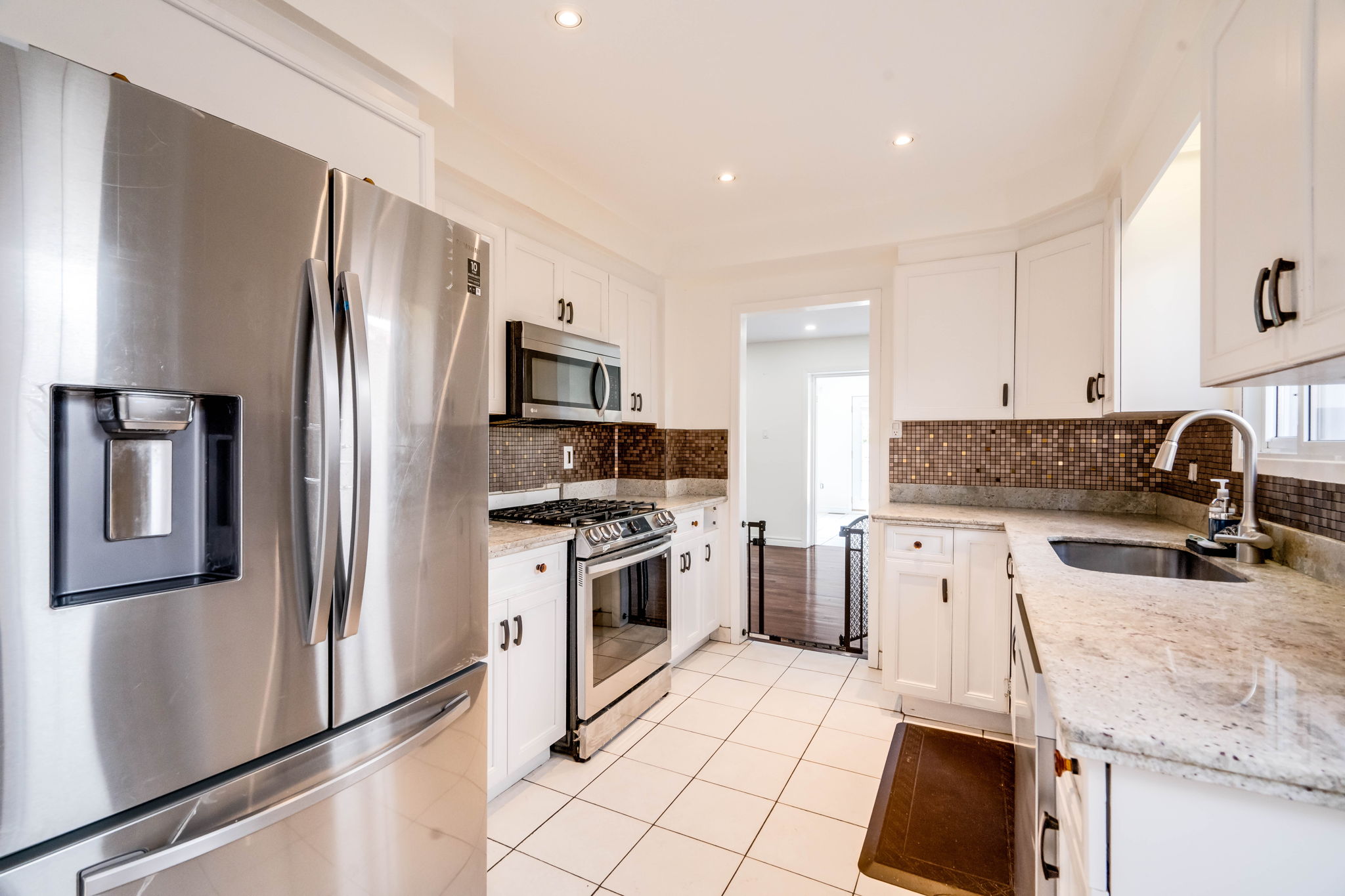 2160 Fairchild Blvd Burlington, ON L7P 3R5