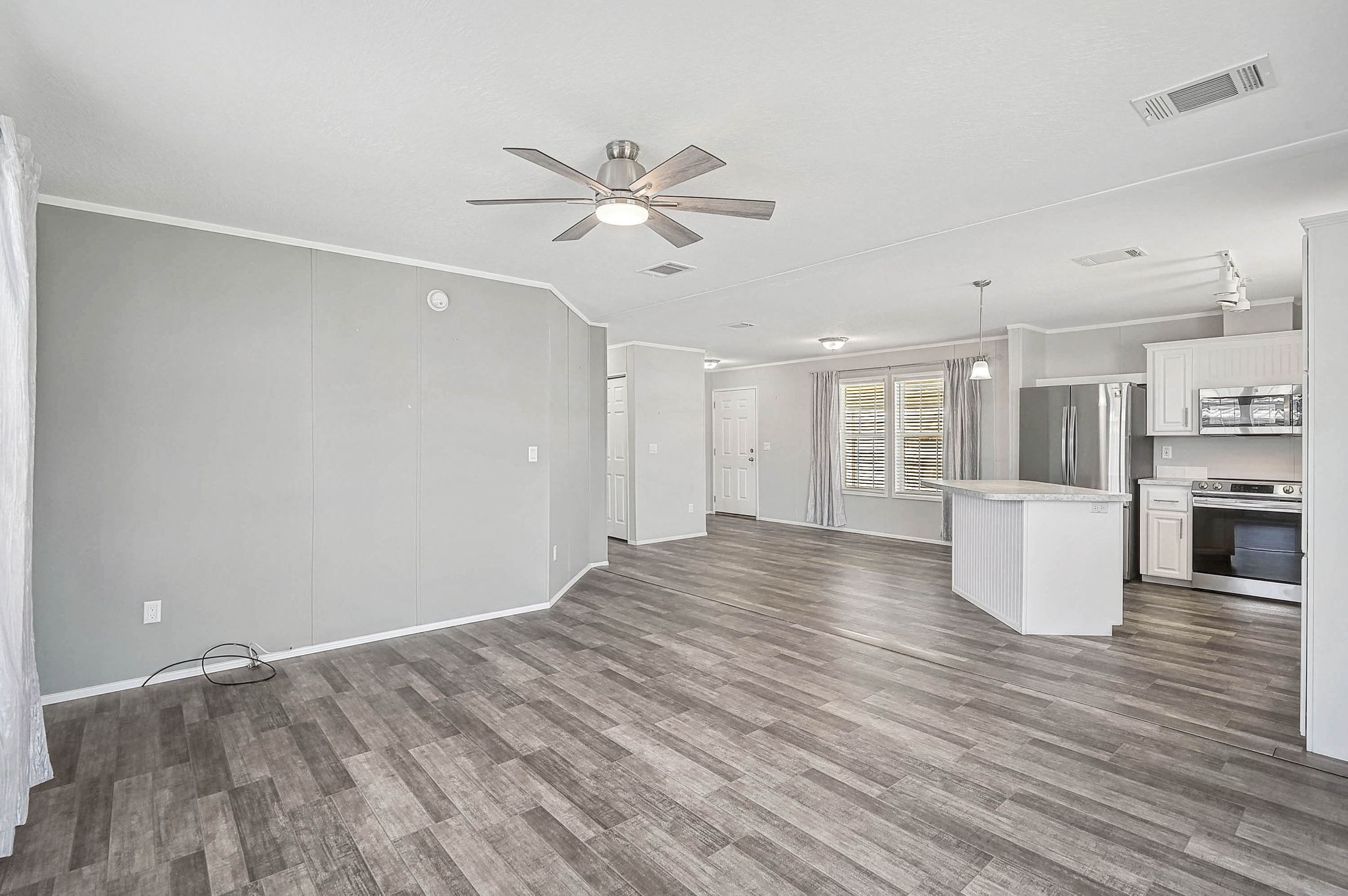 2160 Palazza Dr-15