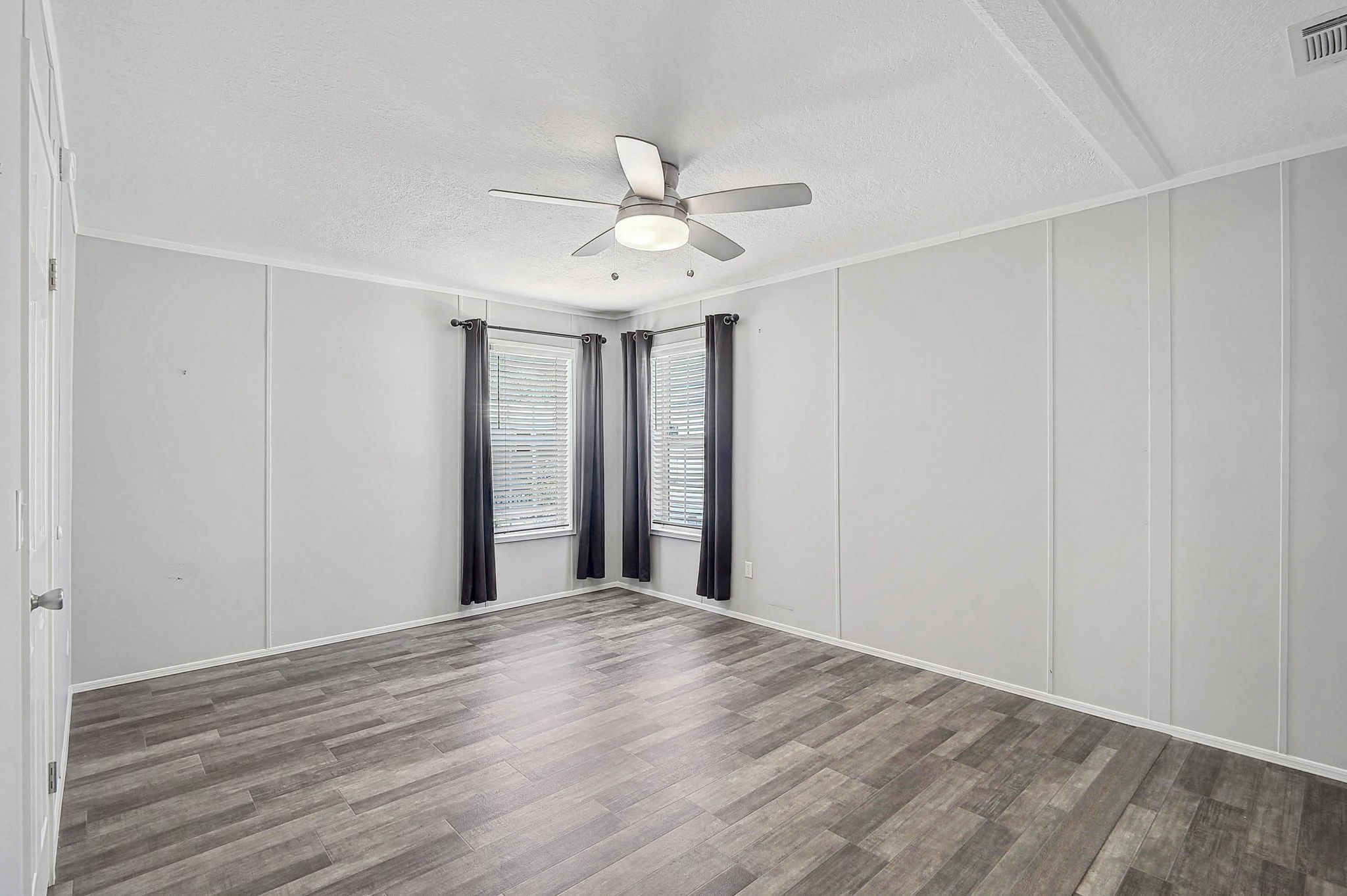 2160 Palazza Dr-21