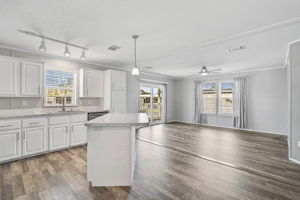 2160 Palazza Dr-7