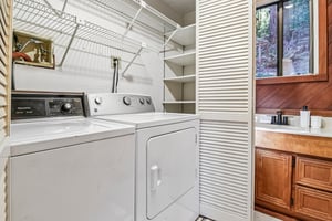 Norman Dr-S3009-029.jpg