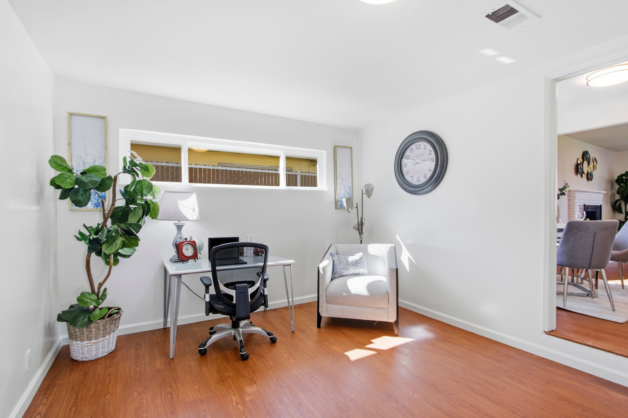 020_f8_2161 Cinderella Ln