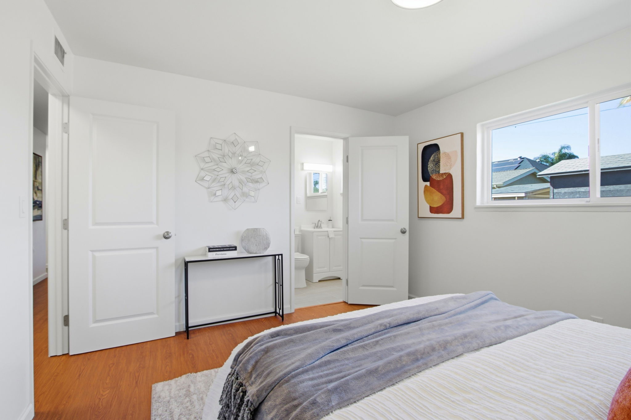 023_f8_2161 Cinderella Ln