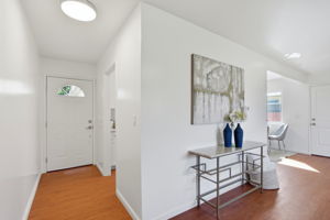 006_f8_2161 Cinderella Ln