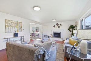 009_f8_2161 Cinderella Ln