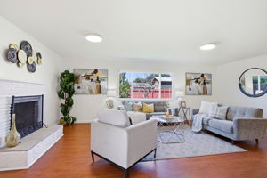 011_f8_2161 Cinderella Ln