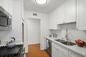 014_f8_2161 Cinderella Ln