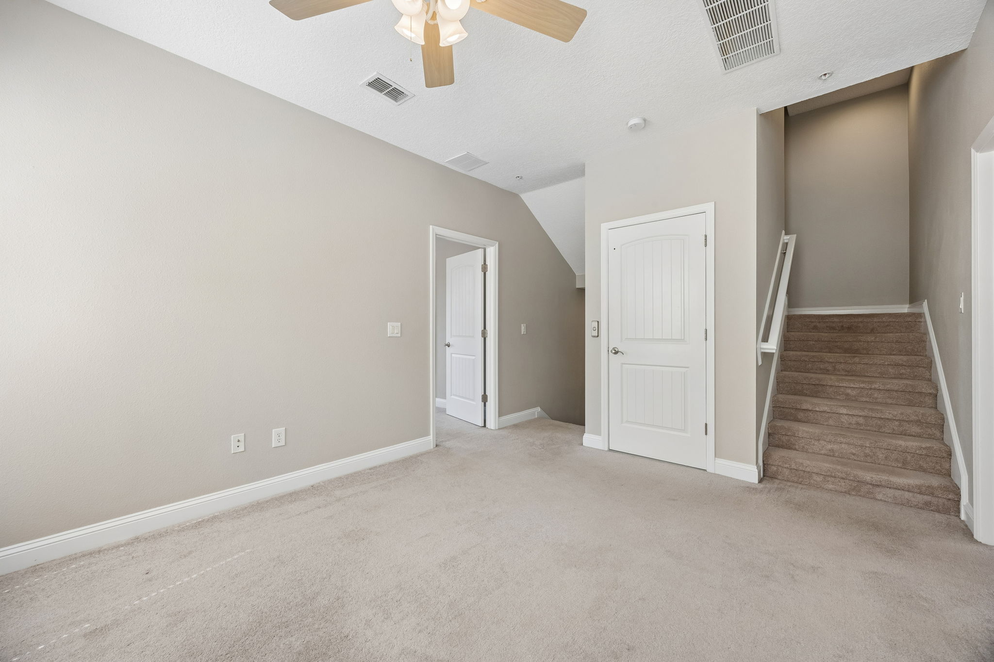 Second Floor Den