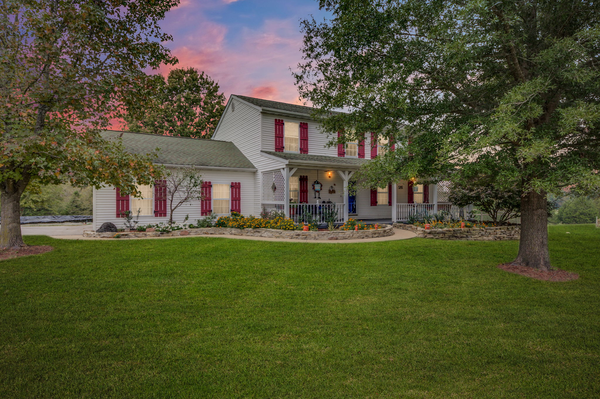  2161 Young Dr, Pacific, MO 63069, US
