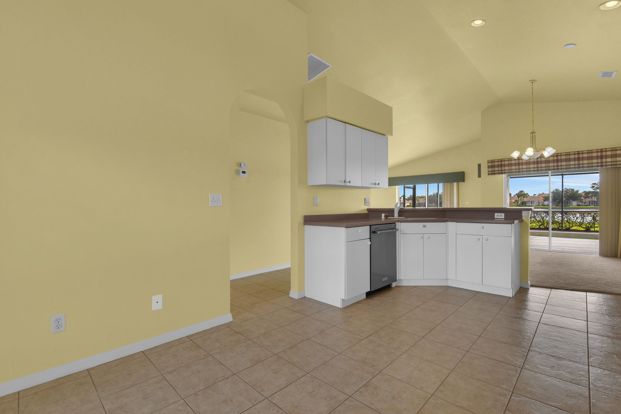 Breakfast Nook & Kitchen
