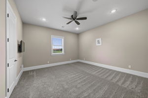  Photo 49