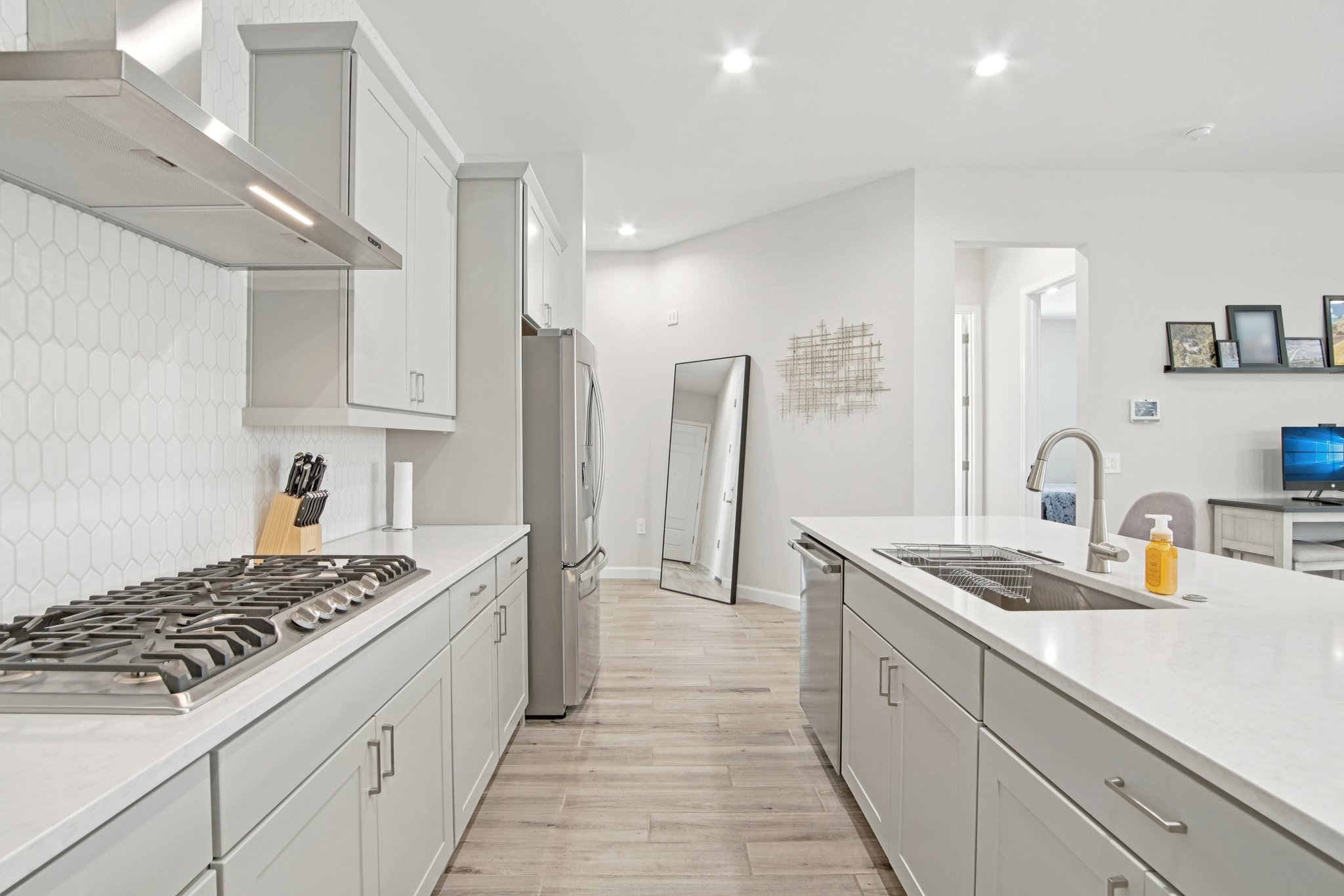 N 59th St-S1802-013.jpg