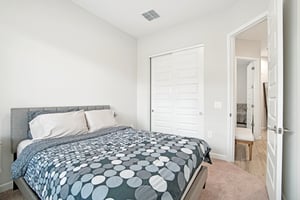 N 59th St-S1802-015.jpg