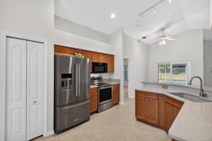 Kitchen 3 of 3